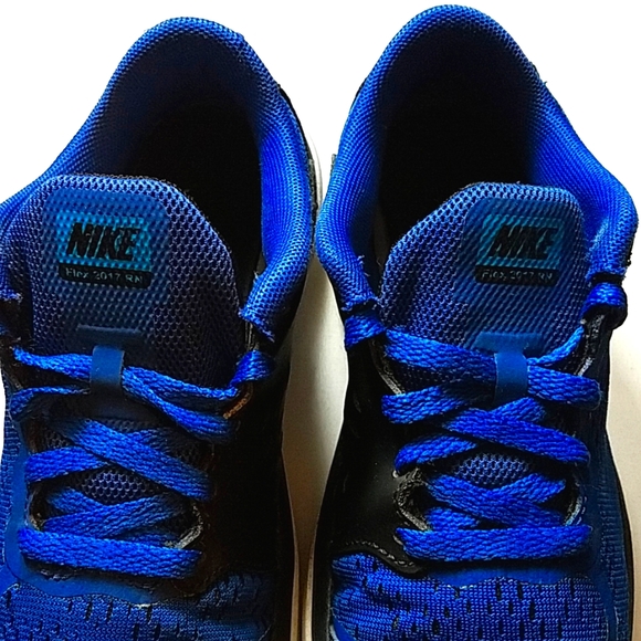 Nike Flex 2017 RN Kids Athletic Shoes size 12.5 - Picture 6 of 13